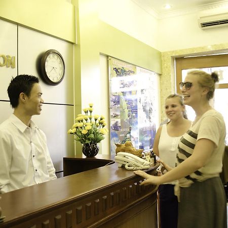 Hanoi Blue Moon Hotel מראה חיצוני תמונה